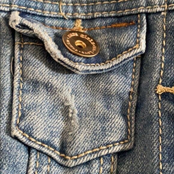 Zara Girls Blue Distressed Denim Button Vest - Picture 2 of 8